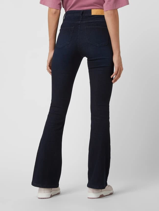 Noisy May Flared Cut Jeans Mit Viskose-Anteil Modell 'Sallie' - Dunkelblau 7 Noisy May Flared Cut Jeans Mit Viskose-Anteil Modell 'Sallie' - Dunkelblau – Bild 5