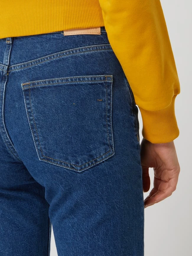 Mango Flared High Waist Jeans Mit Recycelter Baumwolle Modell 'Silvia' - Blau 5 Mango Flared High Waist Jeans Mit Recycelter Baumwolle Modell 'Silvia' - Blau – Bild 3