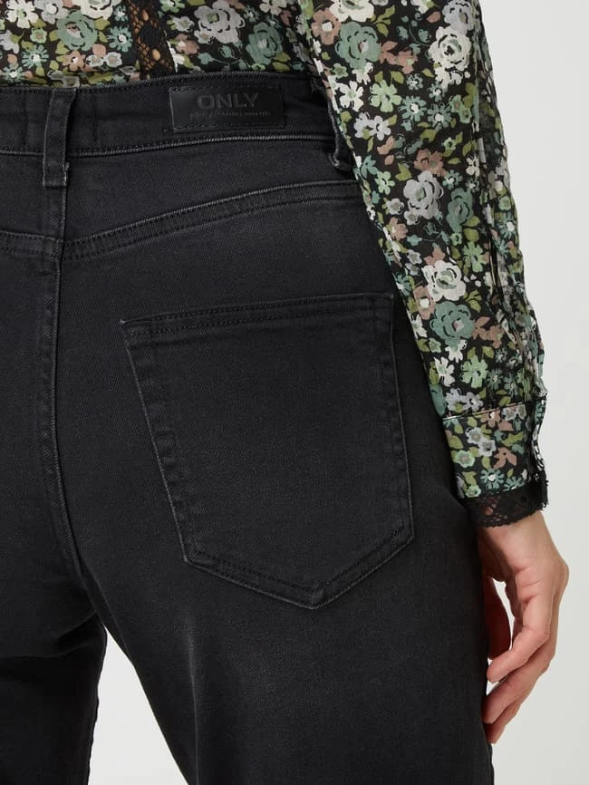 Only Mom Fit Jeans Mit Stretch-Anteil Modell 'Veneda' - Schwarz 5 Only Mom Fit Jeans Mit Stretch-Anteil Modell 'Veneda' - Schwarz – Bild 3