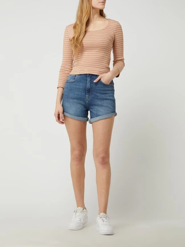 REVIEW Mom Fit Jeansshorts Mit Stretch-Anteil - Blau 3 REVIEW Mom Fit Jeansshorts Mit Stretch-Anteil - Blau