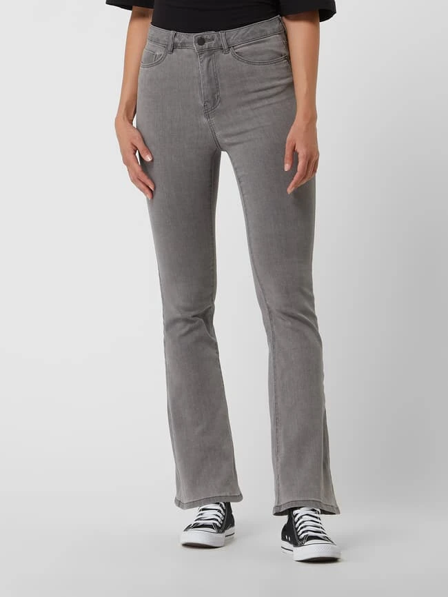 Noisy May Flared Cut Jeans Mit Viskose-Anteil Modell 'Sallie' - Hellgrau Meliert 6 Noisy May Flared Cut Jeans Mit Viskose-Anteil Modell 'Sallie' - Hellgrau Meliert – Bild 4