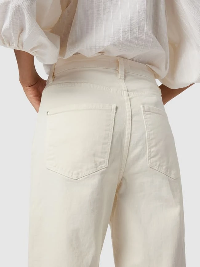 Christian Berg Woman Jeans Mit Ausgefransten Beinabschlüssen - Ecru 5 Christian Berg Woman Jeans Mit Ausgefransten Beinabschlüssen - Ecru – Bild 3