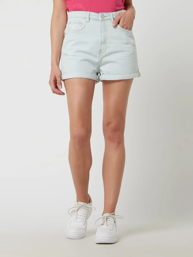 REVIEW Mom Fit Jeansshorts Aus Baumwolle - Eisblau 6 REVIEW Mom Fit Jeansshorts Aus Baumwolle - Eisblau – Bild 4