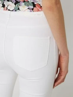 Noisy May Flared Cut Jeans Mit Viskose-Anteil Modell 'Sallie' - Weiß 9 Noisy May Flared Cut Jeans Mit Viskose-Anteil Modell 'Sallie' - Weiß -Tommy Jeans-shop adakikhn9d8lch2ba51kod9oa96j4hq58p6jic2j6h4k8gqg6t242k9n6944odila1alcj9p892j4j9i753j0p31ccom2c1p74q36ohkc4pj6e9j6kq68dr570pj4oph6sqmcc8