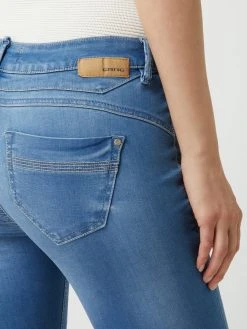 Gang Cropped Jeans Mit Stretch-Anteil Modell 'Nele' - Hellblau -Tommy Jeans-shop adb30j2jah5jah2fa98kqe1h61b30h1m8cs4siik8l3kudq6695j4lhn71ajgdqeaopkmjhk8db4okhlaco6ae3375i3ge326lh34ohkckom6ob4cksjecb271i3cp9n6tj30og