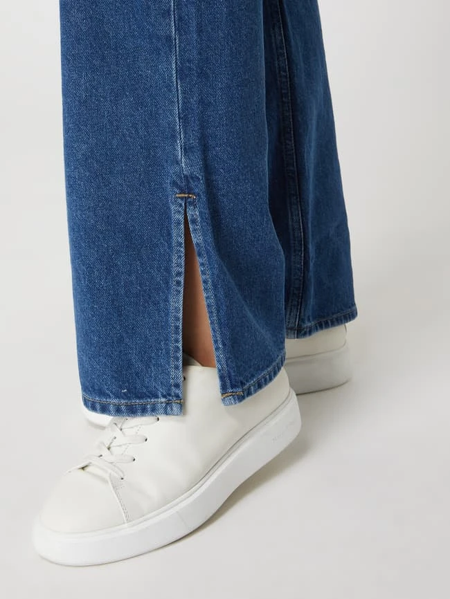 Mango Flared High Waist Jeans Mit Recycelter Baumwolle Modell 'Silvia' - Blau 8 Mango Flared High Waist Jeans Mit Recycelter Baumwolle Modell 'Silvia' - Blau – Bild 6